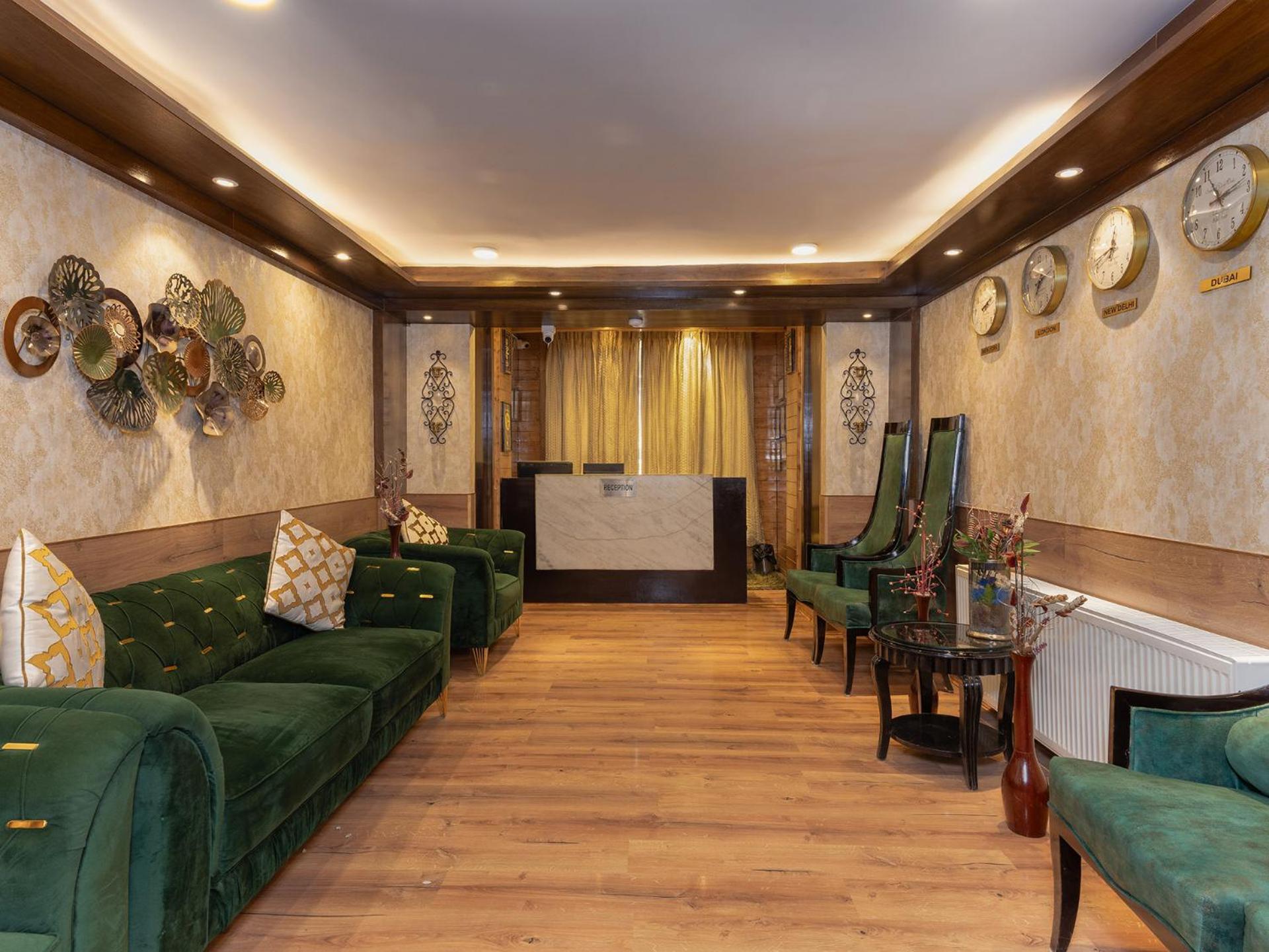 Hotel Pine Spring Gulmarg Kültér fotó