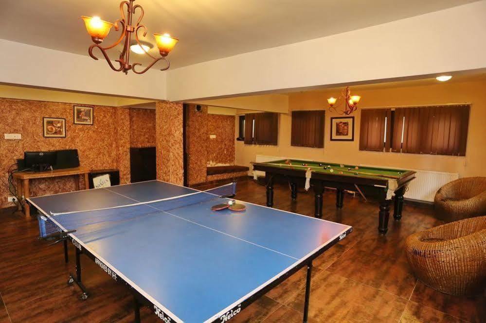 Hotel Pine Spring Gulmarg Kültér fotó